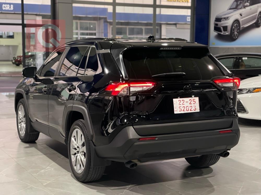 تويوتا راف 4